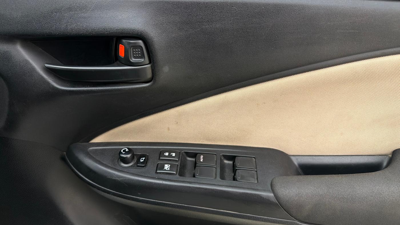 2023 Toyota Glanza S, Petrol, Manual, 77,184 km, Driver Side Door Panels Control