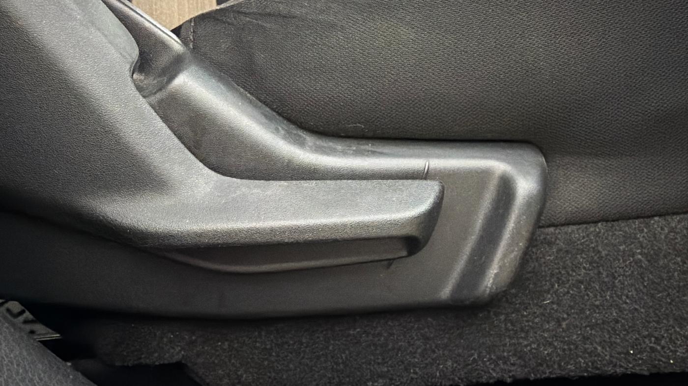 2023 Toyota Glanza S, Petrol, Manual, 77,184 km, Driver Side Adjustment Panel