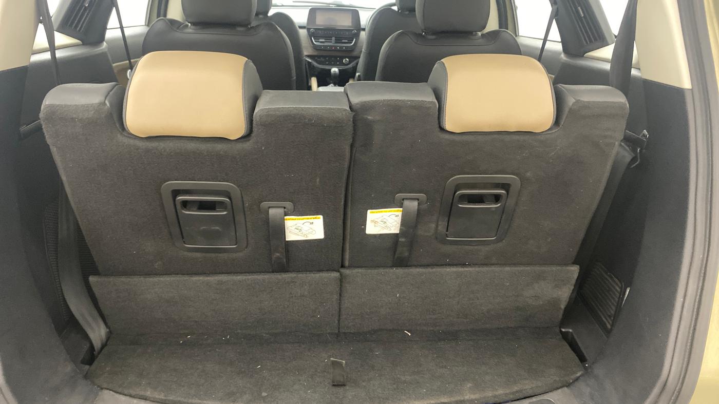 2022 Tata Safari XZ PLUS 6S KAZIRANGA, Diesel, Manual, 97,985 km, Boot Inside