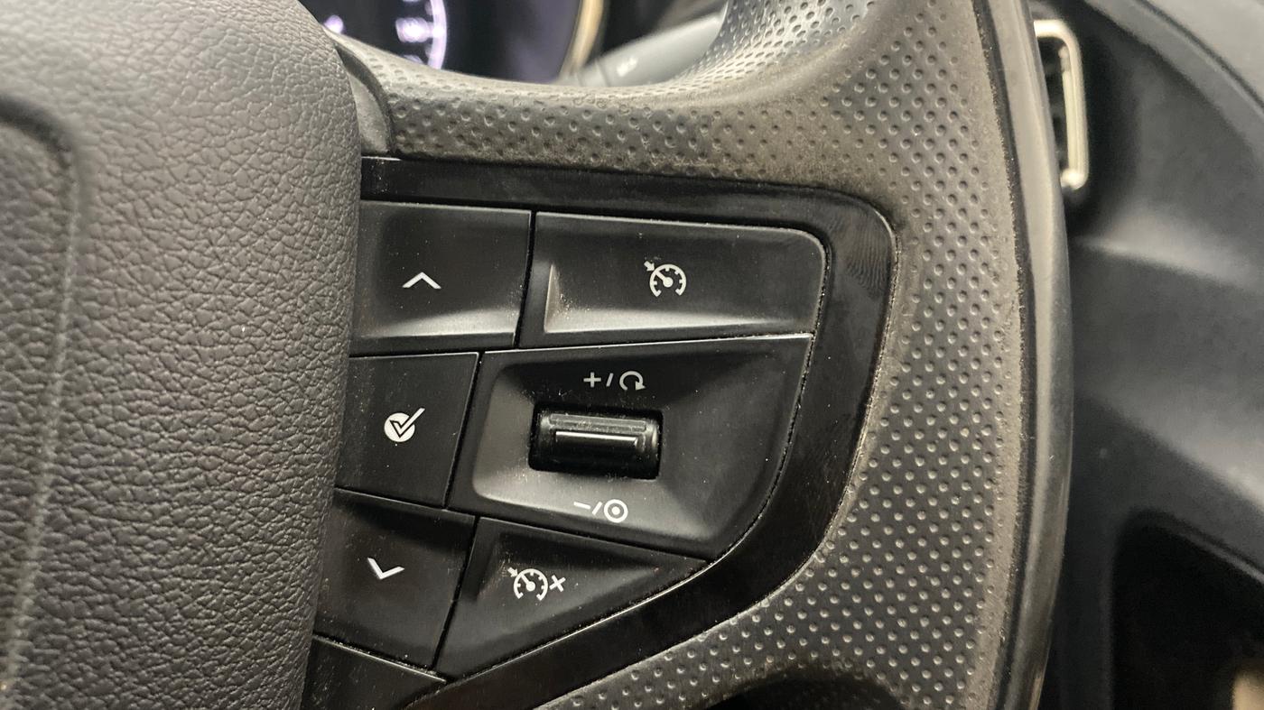 2022 Tata Safari XZ PLUS 6S KAZIRANGA, Diesel, Manual, 97,985 km, Adaptive Cruise Control