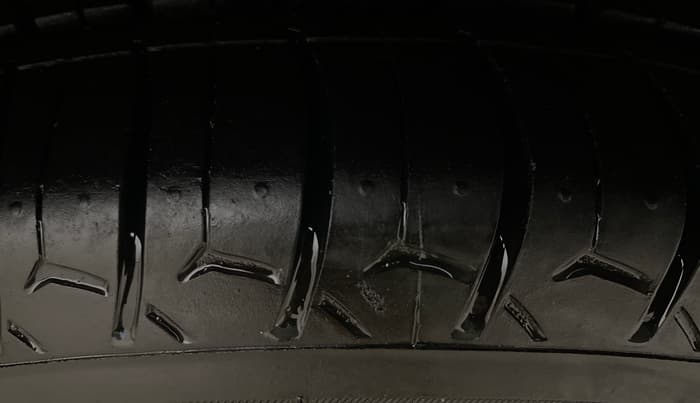 2020 Hyundai AURA SX PLUS 1.2 AMT, Petrol, Automatic, 64,017 km, Left Rear Tyre Tread