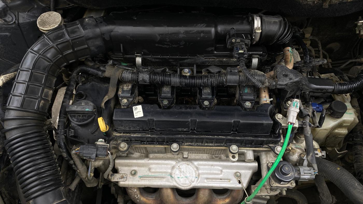 2022 Maruti Dzire ZXI AMT, Petrol, Automatic, 1,10,380 km, Engine View