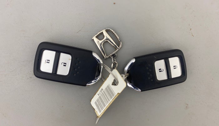 2019 Honda WR-V 1.5L I-DTEC VX MT, Diesel, Manual, 44,731 km, Key Close Up