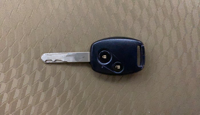 2015 Honda Amaze 1.2L I-VTEC VX, Petrol, Manual, 45,099 km, Key Close Up