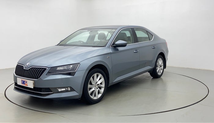 2017 Skoda Superb 1.8 TSI LK AT, Petrol, Automatic, 22,446 km, Left Front Diagonal (45- Degree) View