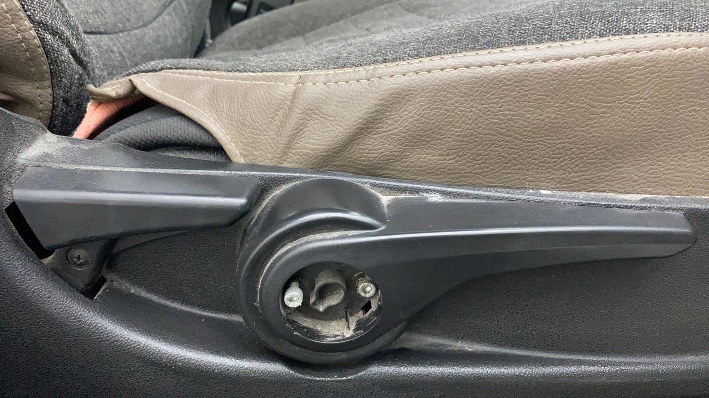 2018 Tata Tiago XZA PETROL, Petrol, Automatic, 45,983 km, Driver Side Adjustment Panel