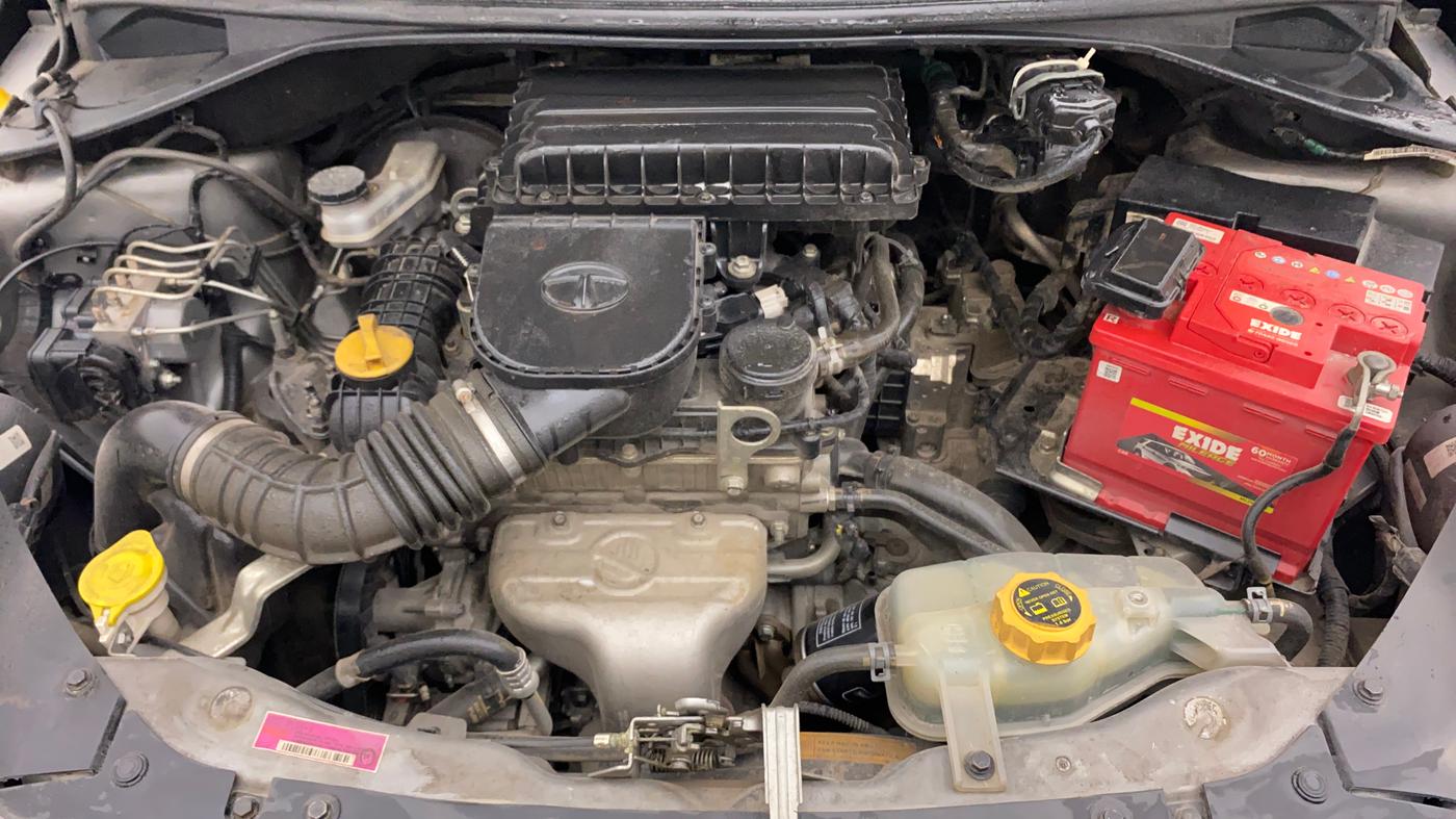 2018 Tata Tiago XZA PETROL, Petrol, Automatic, 45,983 km, Open Bonet