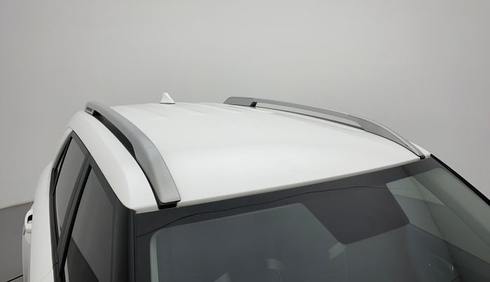 2020 Hyundai VENUE S+ 1.2, Petrol, Manual, 25,343 km, Roof