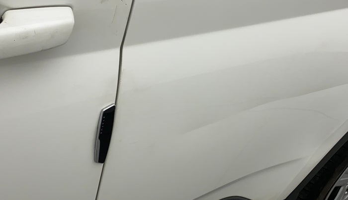2020 Hyundai VENUE S+ 1.2, Petrol, Manual, 25,343 km, Rear left door - Slightly dented