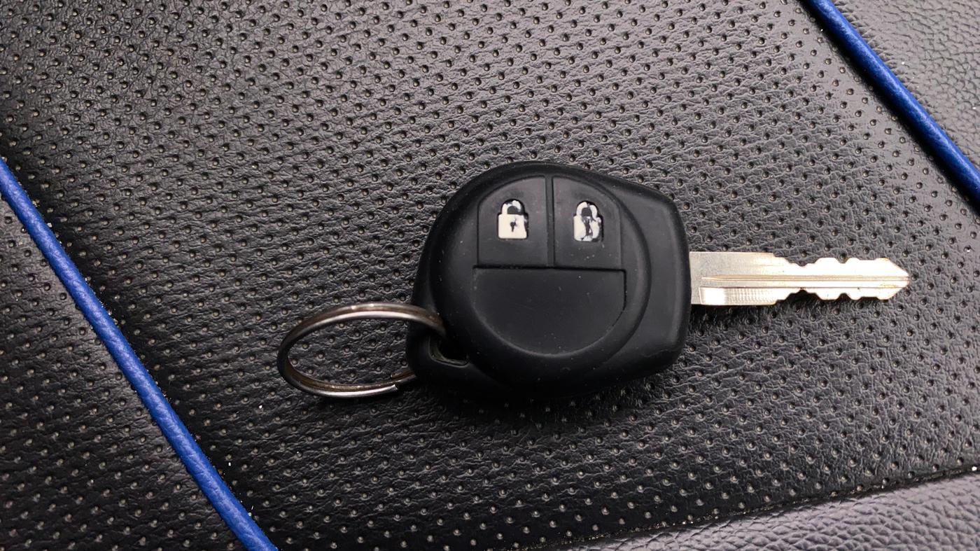 2014 Maruti Wagon R Stingray VXI, Petrol, Manual, 38,728 km, Key Close Up