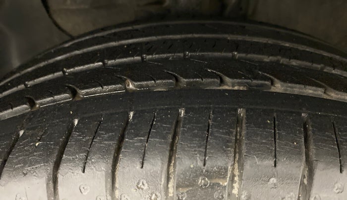 2016 Hyundai i20 Active 1.2 SX, Petrol, Manual, 20,540 km, Left Front Tyre Tread