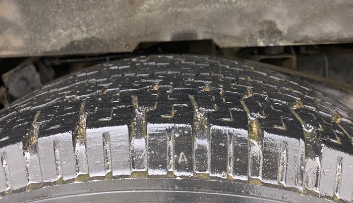 2013 Mahindra Thar CRDE 4X4 AC, Diesel, Manual, 37,557 km, Left Rear Tyre Tread