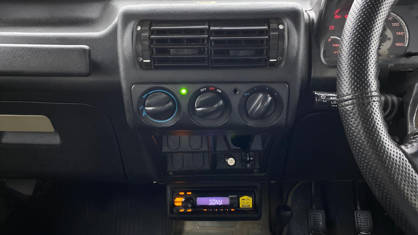 2013 Mahindra Thar CRDE 4X4 AC, Diesel, Manual, 37,557 km, Air Conditioner