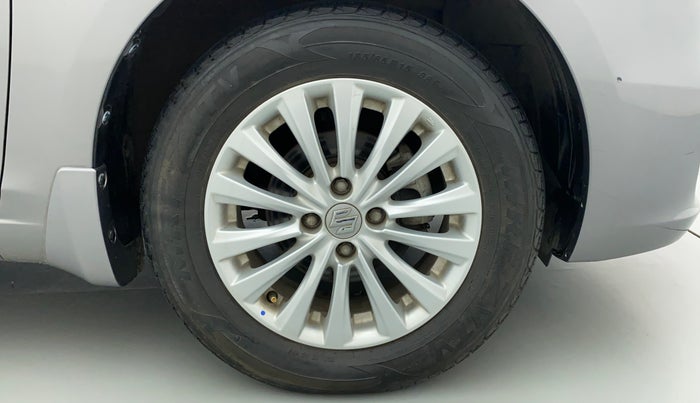 2017 Maruti Ciaz ZETA 1.4  AT PETROL, Petrol, Automatic, 14,148 km, Right Front Wheel
