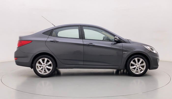 2011 Hyundai Verna FLUIDIC 1.6 VTVT SX, Petrol, Manual, 63,570 km, Right Side View