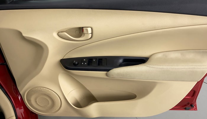 2019 Toyota YARIS J CVT, Petrol, Automatic, 13,618 km, Driver Side Door Panels Control