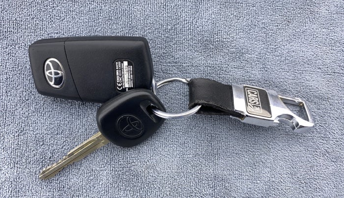 2019 Toyota YARIS J CVT, Petrol, Automatic, 13,618 km, Key Close Up