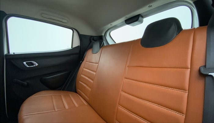 2019 Renault Kwid RXT 1.0 (O), CNG, Manual, 37,759 km, Right Side Rear Door Cabin