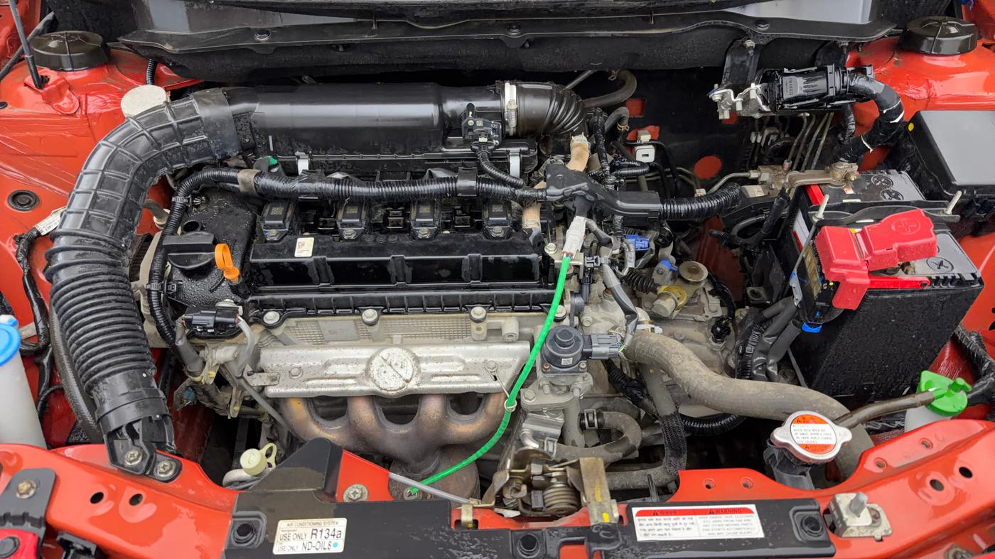 2023 Maruti Swift VXI, Petrol, Manual, 11,027 km, Engine View