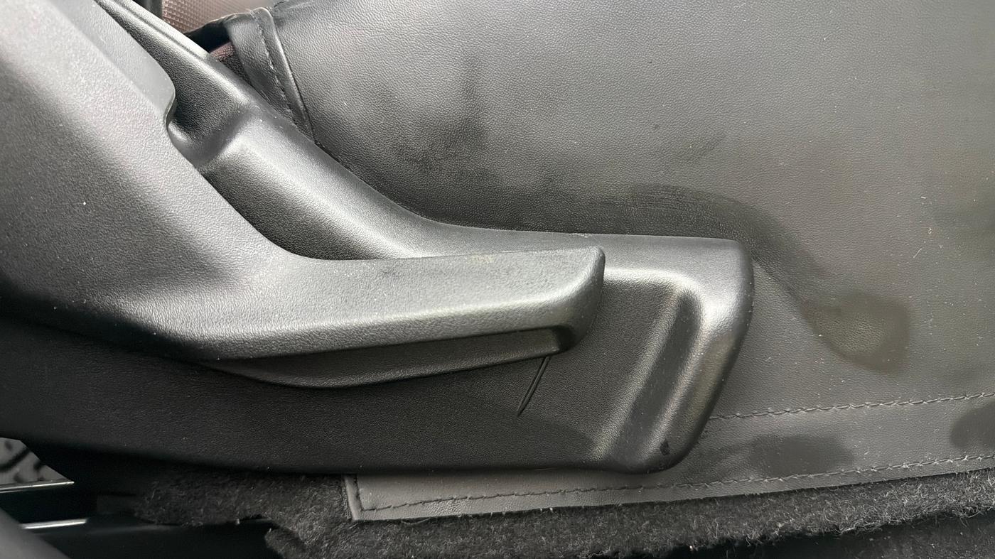 2023 Maruti FRONX DELTA PLUS 1.2L AGS, Petrol, Automatic, 10,437 km, Driver Side Adjustment Panel