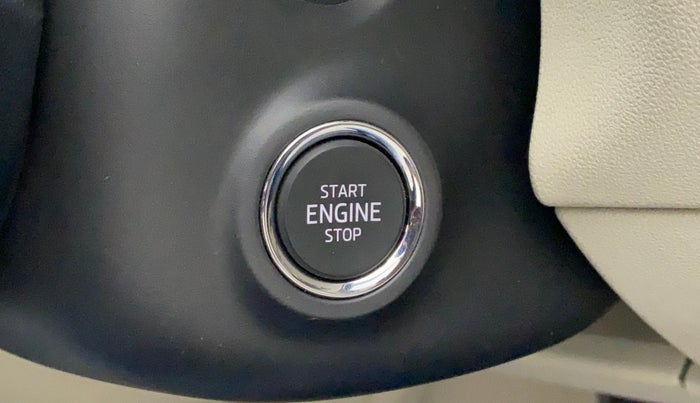 2022 Skoda SLAVIA AMBITION 1.0L TSI AT, Petrol, Automatic, 5,818 km, Keyless Start/ Stop Button