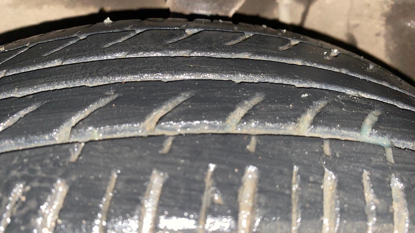 2018 Maruti Alto 800 LXI, Petrol, Manual, 26,061 km, Left Front Tyre Tread