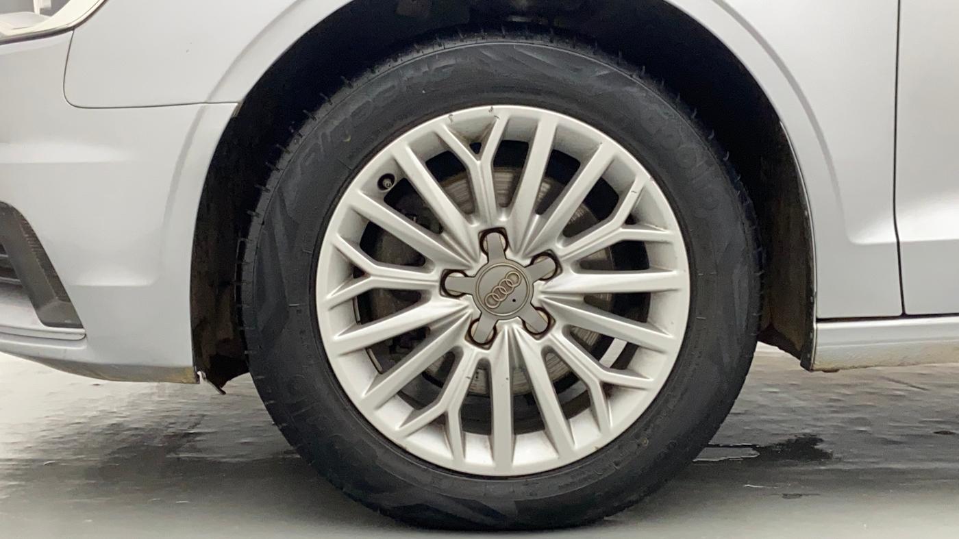 2015 Audi A3 35TDI, Diesel, Automatic, 87,843 km, Left Front Wheel