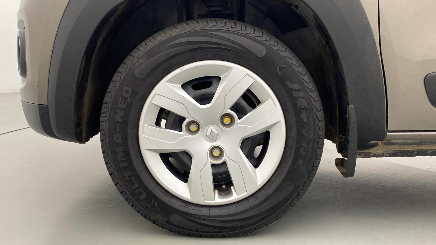 2018 Renault Kwid RXL, Petrol, Manual, 11,344 km, Left Front Wheel