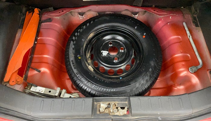 2017 Maruti Alto 800 VXI, Petrol, Manual, 66,439 km, Dicky (Boot door) - Tool missing