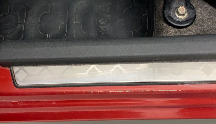 2017 Maruti Alto 800 VXI, Petrol, Manual, 66,439 km, Left running board - Minor scratches