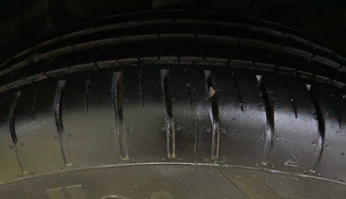 2024 Maruti Baleno DELTA PETROL 1.2, Petrol, Manual, 7,740 km, Right Front Tyre Tread