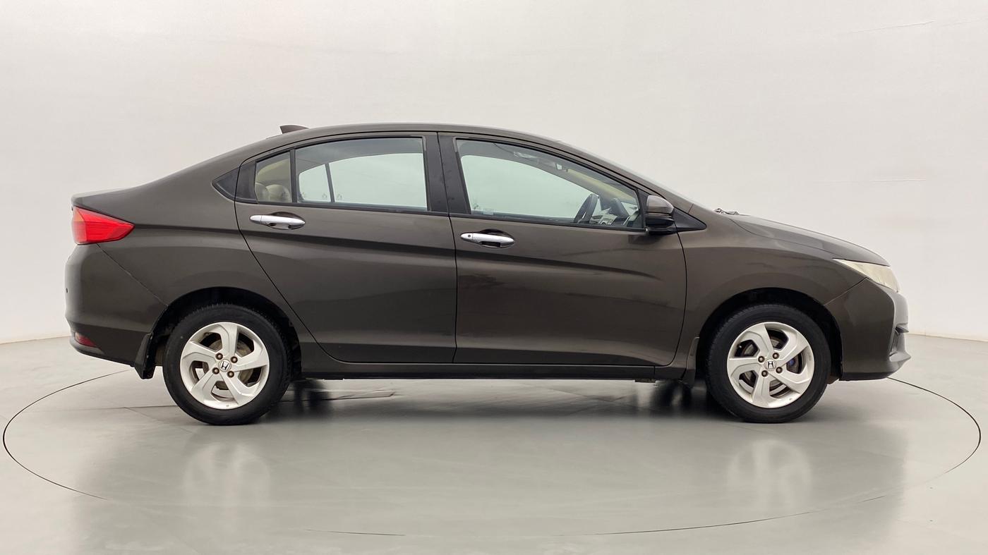 2015 Honda City V MT PETROL, Petrol, Manual, 65,973 km, Right Side View