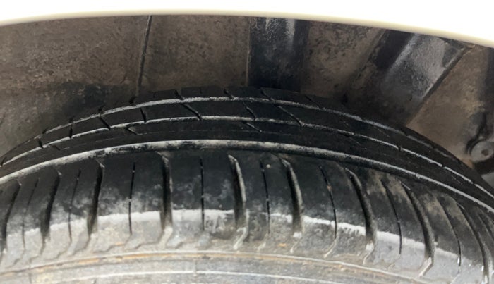 2020 Hyundai AURA SX+ 1.0 TURBO GDI MT, Petrol, Manual, 46,828 km, Left Rear Tyre Tread