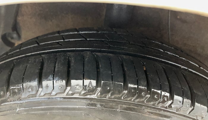 2020 Hyundai AURA SX+ 1.0 TURBO GDI MT, Petrol, Manual, 46,828 km, Right Rear Tyre Tread