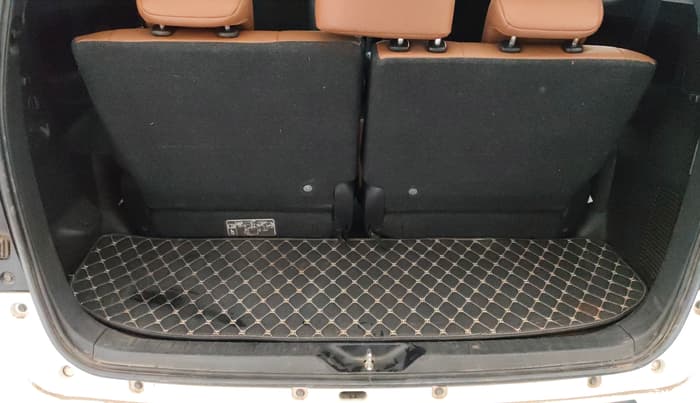 2022 Toyota Innova Crysta 2.7 ZX AT 7 STR, Petrol, Automatic, 61,002 km, Boot Inside