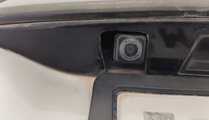 2022 Toyota Innova Crysta 2.7 ZX AT 7 STR, Petrol, Automatic, 61,002 km, Parking Camera