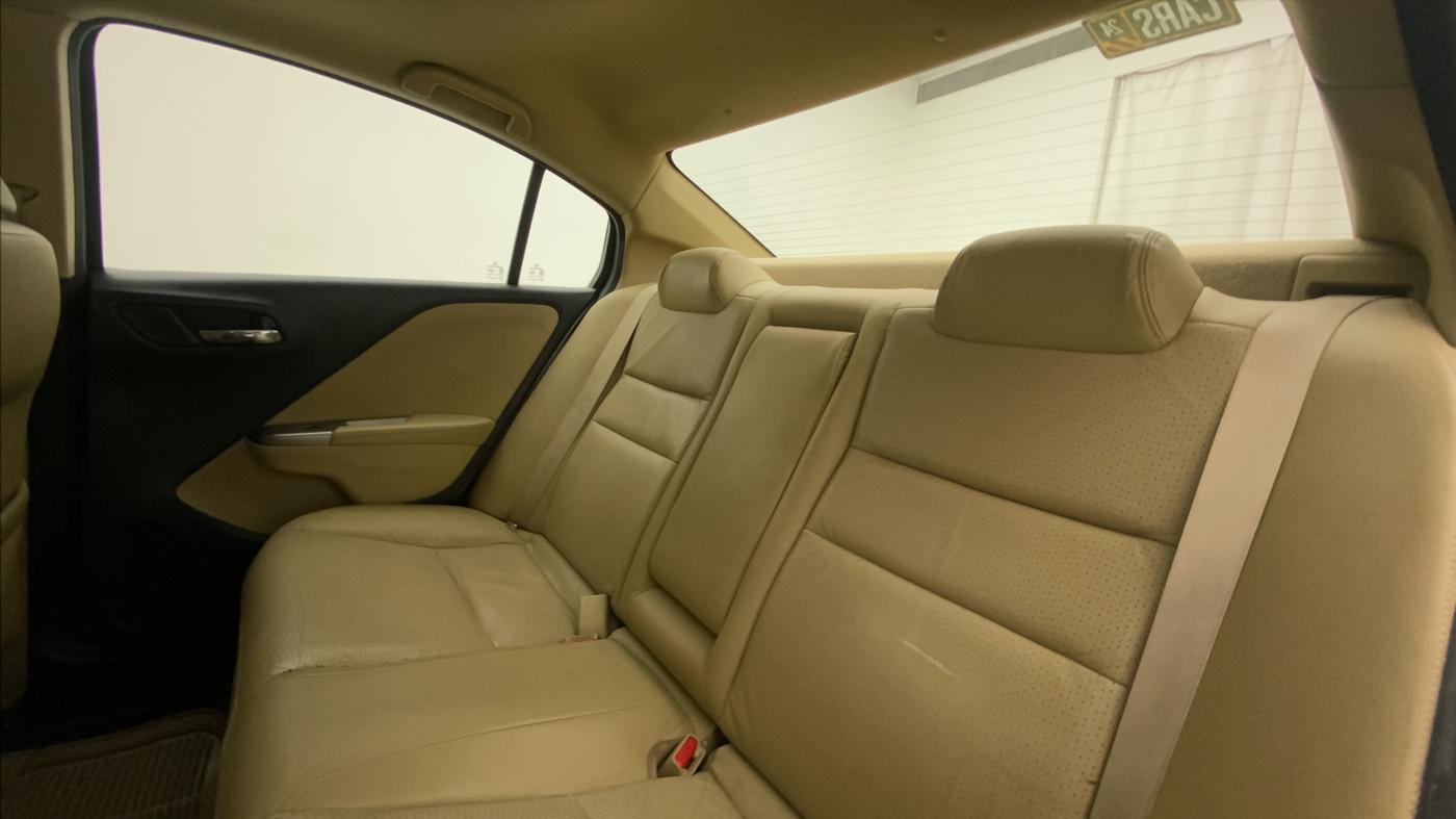 2015 Honda City 1.5L I-VTEC VX, Petrol, Manual, 61,228 km, Right Side Rear Door Cabin