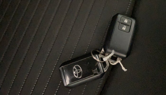 2024 Toyota Urban Cruiser Taisor V 1.0 Petrol MT, Petrol, Manual, 3,060 km, Key Close Up