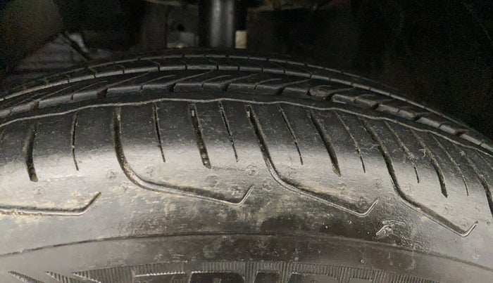 2024 Toyota Urban Cruiser Taisor V 1.0 Petrol MT, Petrol, Manual, 3,060 km, Left Front Tyre Tread