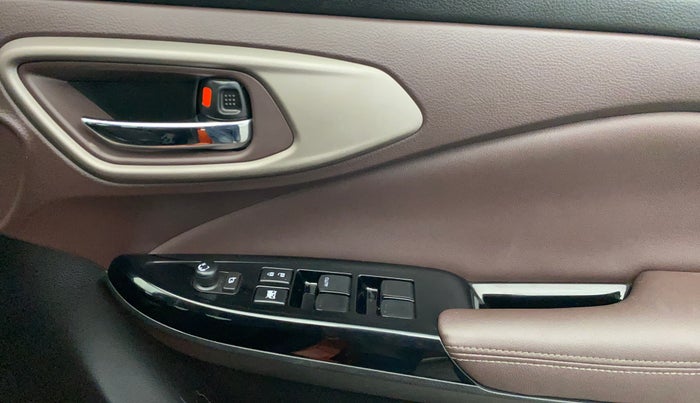 2024 Toyota Urban Cruiser Taisor V 1.0 Petrol MT, Petrol, Manual, 3,060 km, Driver Side Door Panels Control