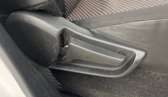 2021 Maruti S PRESSO VXI+, Petrol, Manual, 12,019 km, Driver Side Adjustment Panel