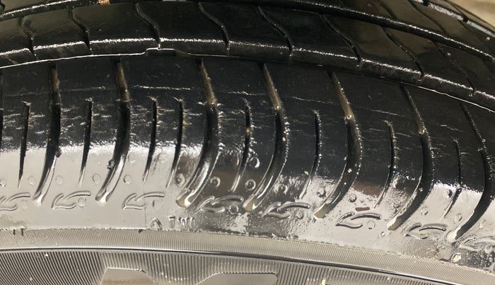 2021 Maruti S PRESSO VXI+, Petrol, Manual, 12,019 km, Right Front Tyre Tread