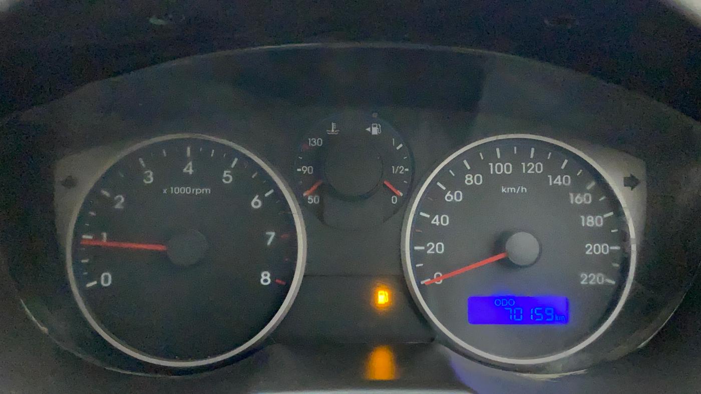 2013 Hyundai i20 MAGNA (O) 1.2, Petrol, Manual, 70,894 km, Odometer Image
