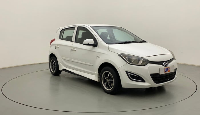 2013 Hyundai i20 MAGNA (O) 1.2, Petrol, Manual, 70,894 km, Right Front Diagonal