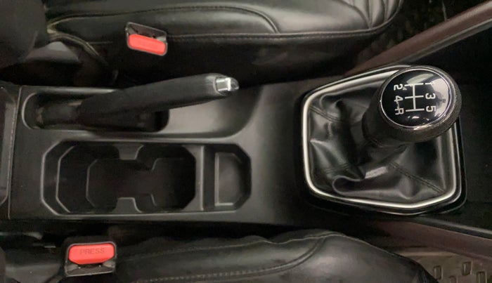 2022 Maruti Grand Vitara ZETA SMART HYBRID, Petrol, Manual, 87,704 km, Gear Lever