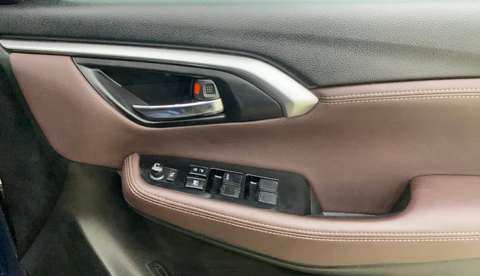 2022 Maruti Grand Vitara ZETA SMART HYBRID, Petrol, Manual, 87,704 km, Driver Side Door Panels Control