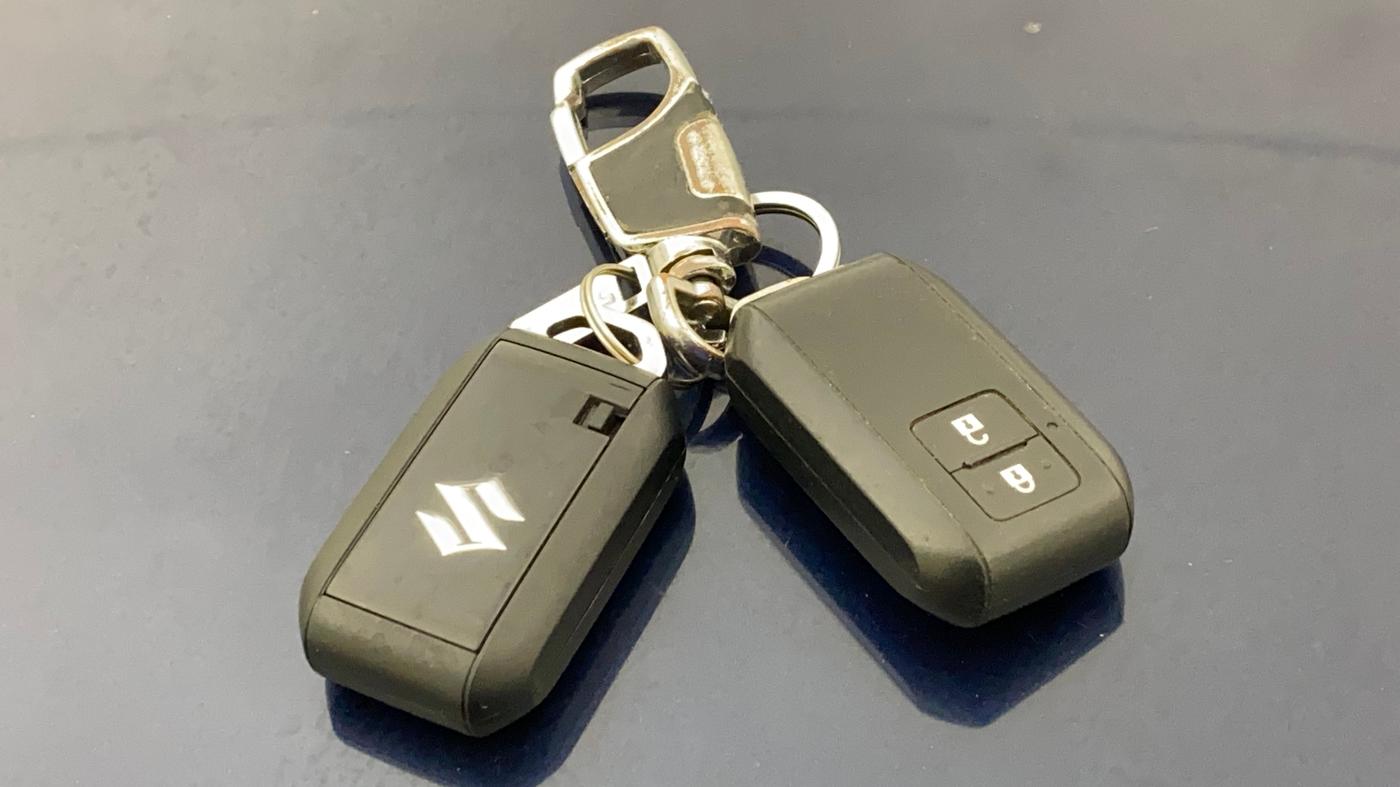 2022 Maruti Grand Vitara ZETA SMART HYBRID, Petrol, Manual, 87,704 km, Key Close Up
