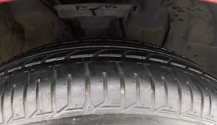 2018 Hyundai Elite i20 ASTA 1.2, Petrol, Manual, 59,857 km, Right Front Tyre Tread