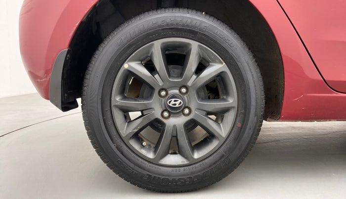 2018 Hyundai Elite i20 ASTA 1.2, Petrol, Manual, 59,857 km, Right Rear Wheel