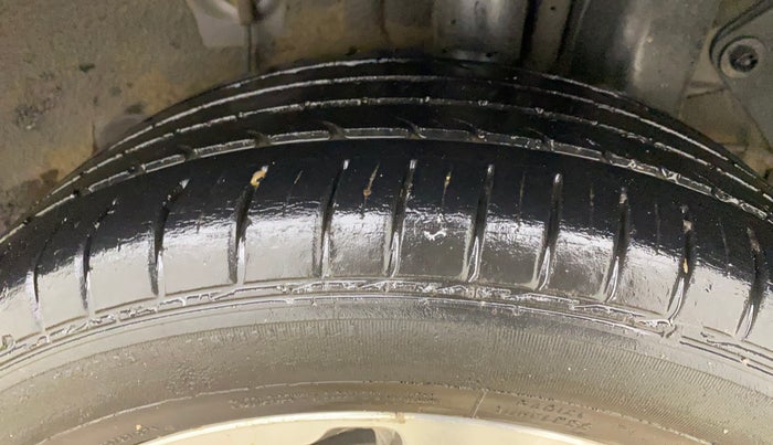 2014 Hyundai Elite i20 SPORTZ 1.2 (O), Petrol, Manual, 53,971 km, Left Rear Tyre Tread